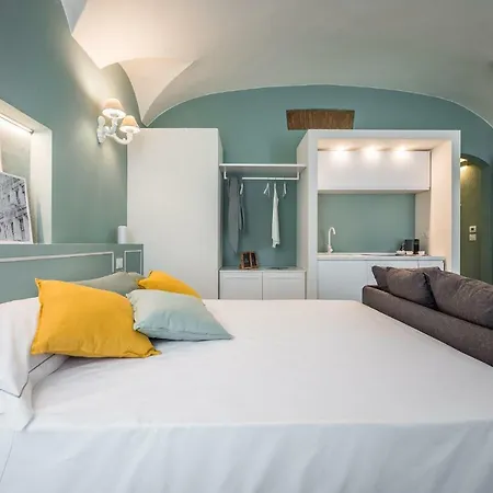 Vogue Garden Apartment